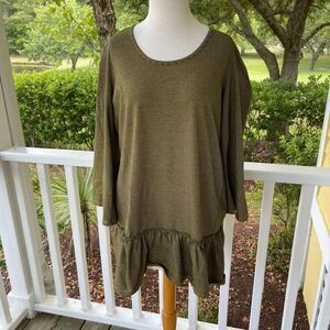 Iridium Striped High-Low Ruffled Hem Tunic | M